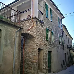 Casa vacanze Renovated Nice House In An Old Fortress, Filattiera